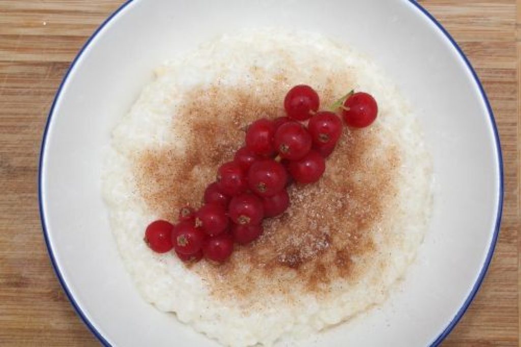 Milchreis in der Mikrowelle kochen [Rezept]