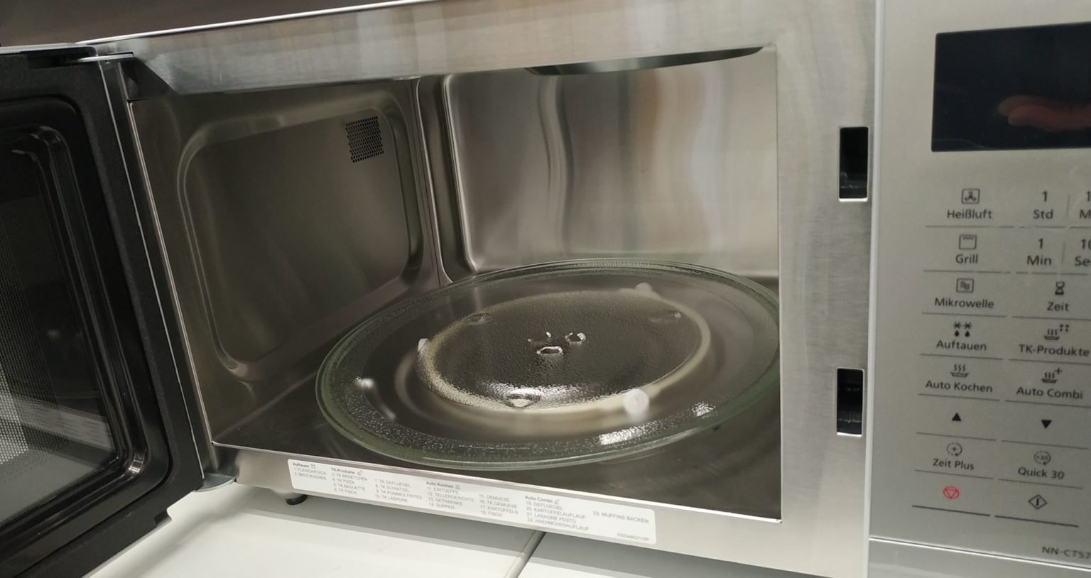 Panasonic Nn Ct 57 Jmgpg Mikrowelle 1000 Watt Panasonic NN-CT57 im Test: Darum ist diese Mikrowelle ein Tipp